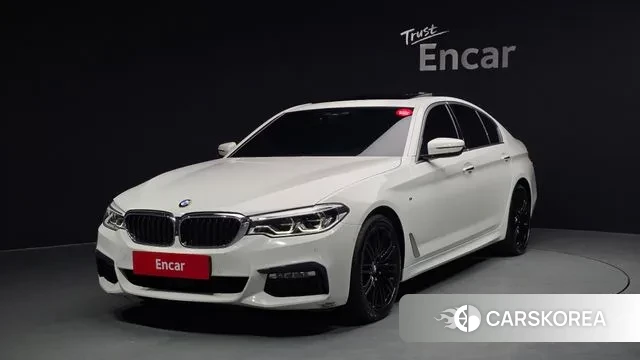BMW 5 Series (G30) 2018 Белый из Кореи