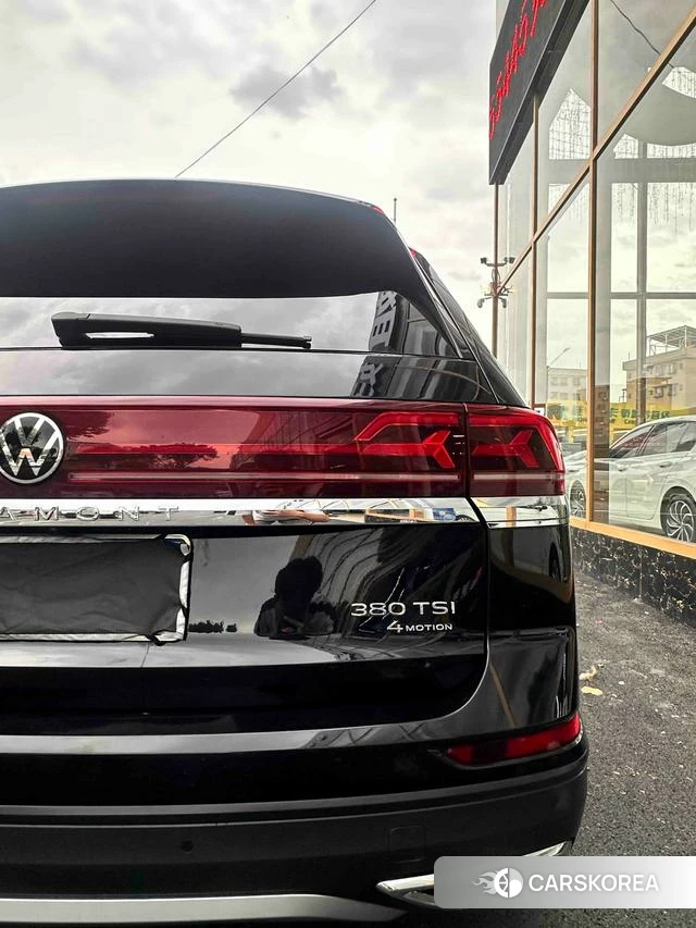 Volkswagen Tourang 2021 Черный из Китая