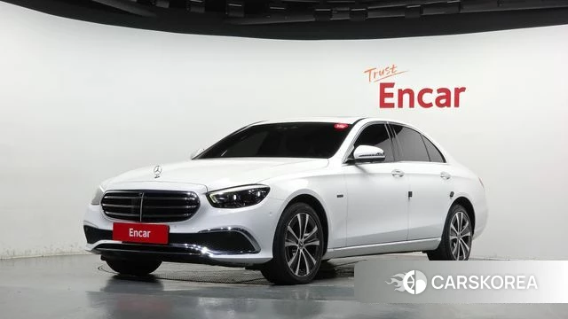 Mercedes-Benz E-Class W213 2020 Белый из Кореи