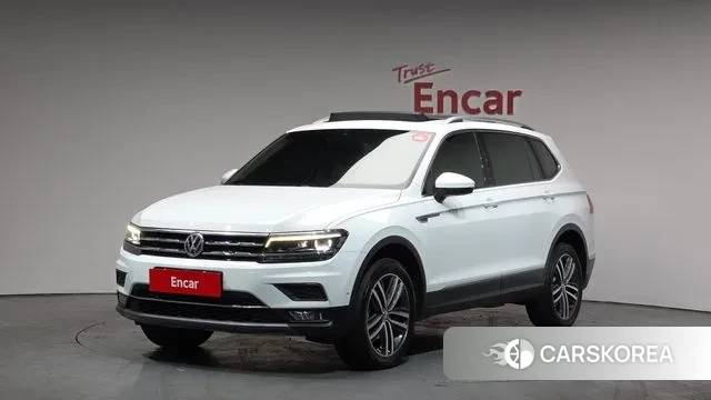 Volkswagen Tiguan Allspace 2020 Белый из Кореи