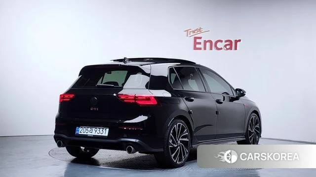 Volkswagen Golf 8th Generation 2024 Черный из Кореи