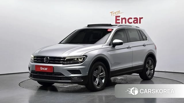 Volkswagen Tiguan second Generation 2018 Серебряный из Кореи
