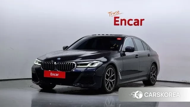 BMW 5 Series (G30) 2022 Черный из Кореи