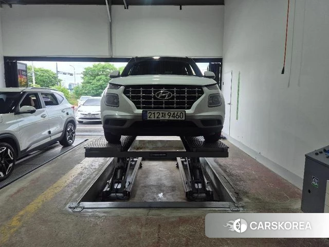 Hyundai Venue 2022 Белый из Кореи