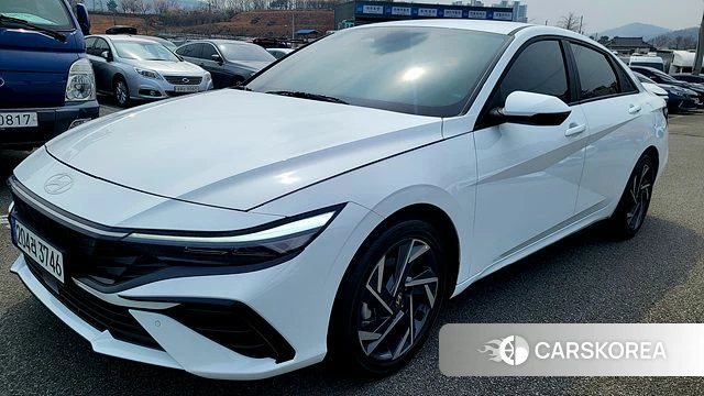 Hyundai The New Avante Hybrid (CN7) 2024 Белый из Кореи