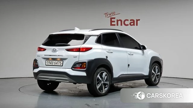 Hyundai Kona 2019 Белый из Кореи