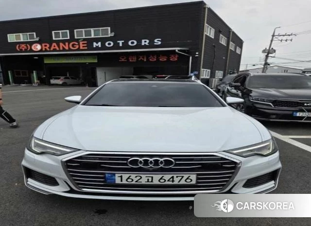 Audi A6 (C8) 2021 Белый из Кореи