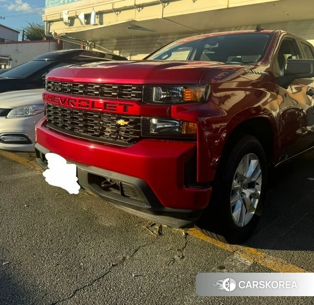 Chevrolet Silverado 2021 Красный из Кореи