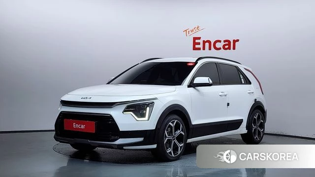 Kia Di Ol Nu Niro 2022 Белый из Кореи
