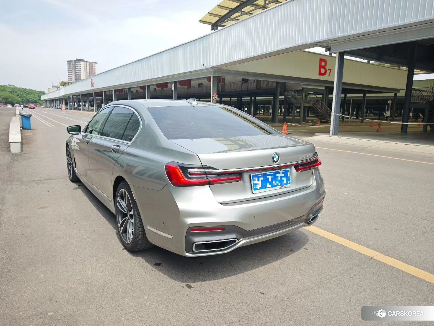 BMW 7 series 2021 Шампань из Китая