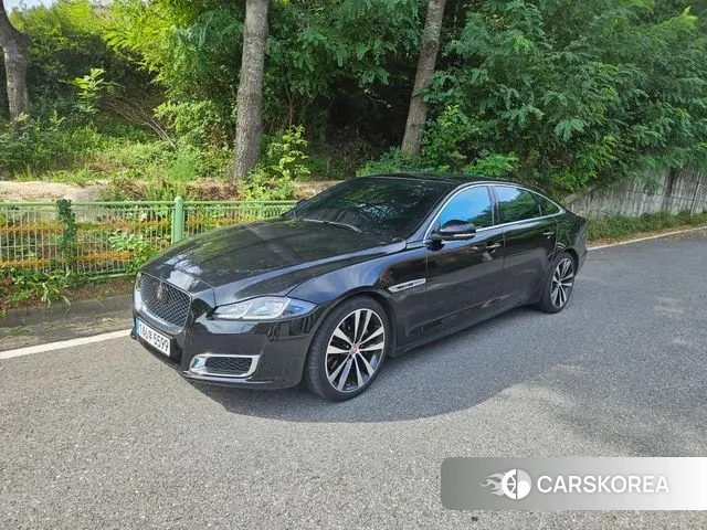 Jaguar All New XJ 2019 Черный из Кореи