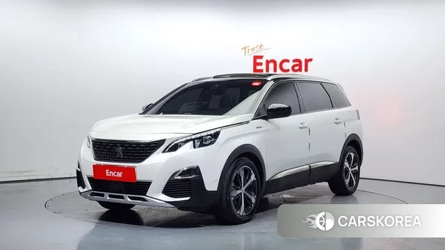 Peugeot 5008 second generation 2020 Белый из Кореи