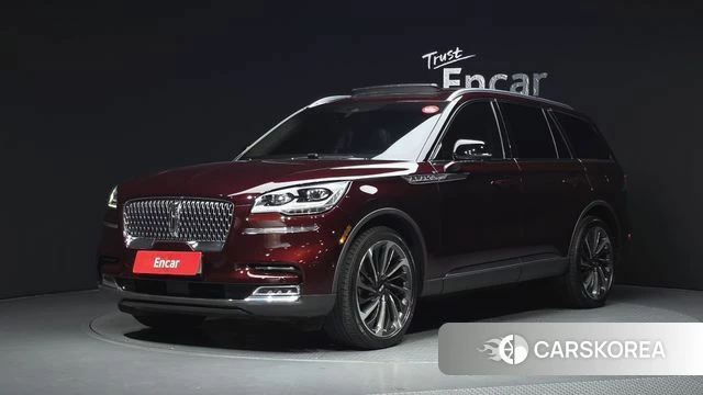 Lincoln Aviator 2nd generation 2021 Красный из Кореи