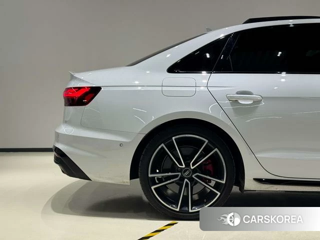 Audi A4L 2025 Белый из Китая