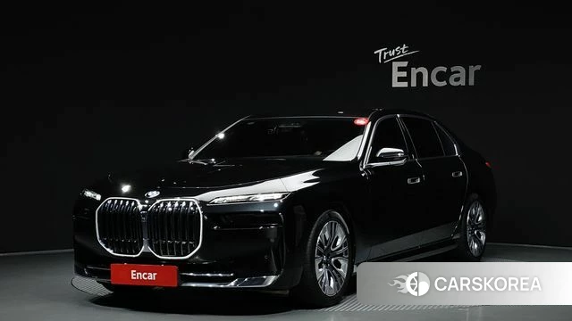 BMW 7 Series (G70) 2023 Черный из Кореи