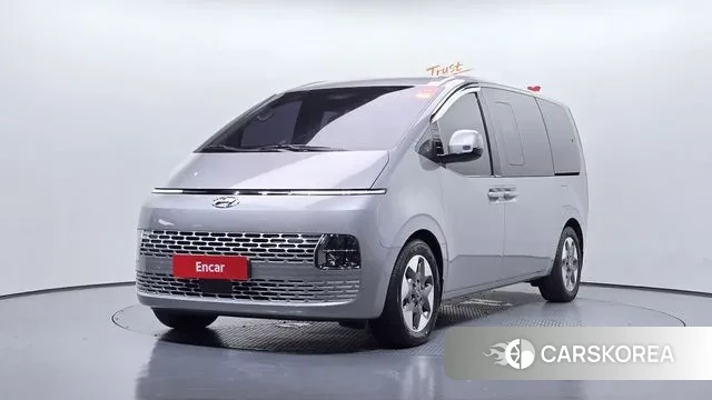 Hyundai Staria 2021 Серебряный из Кореи