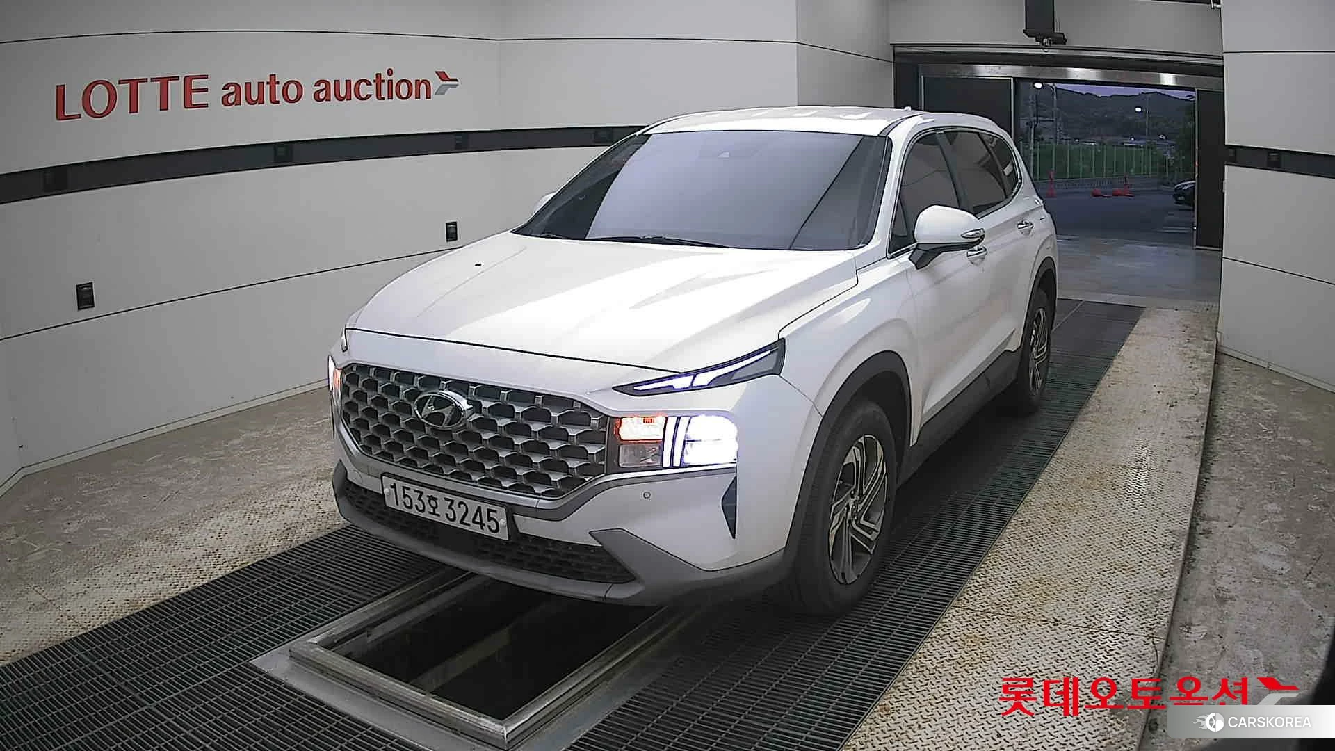 Hyundai Santa Fe 2021 White cream (optional) из Кореи