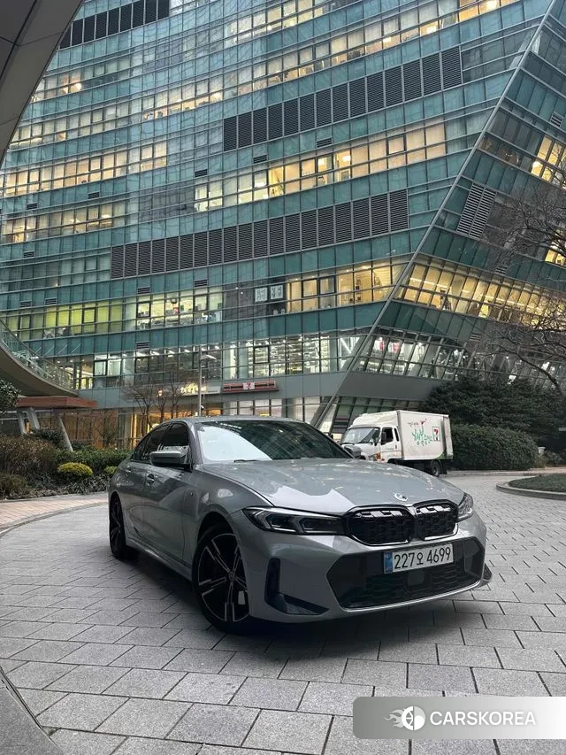 BMW 3 Series (G20) 2024 Небесно-голубой из Кореи