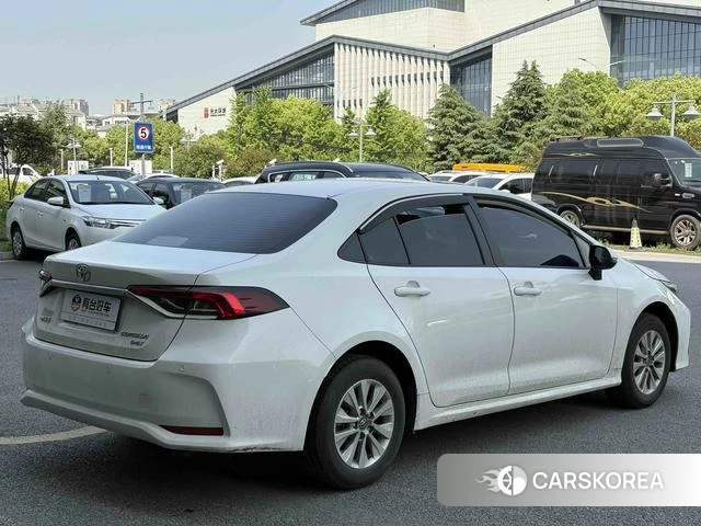 Toyota Corolla 2020 Белый из Китая