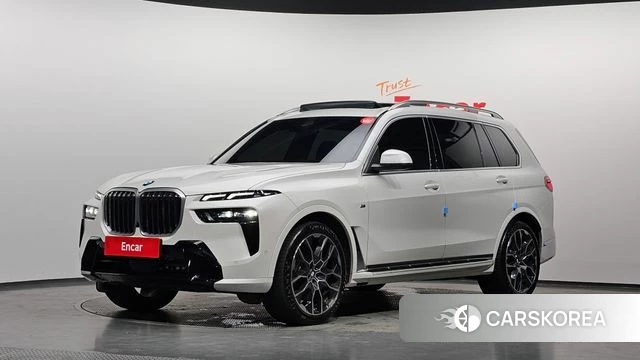 BMW X7 (G07) 2023 Белый из Кореи