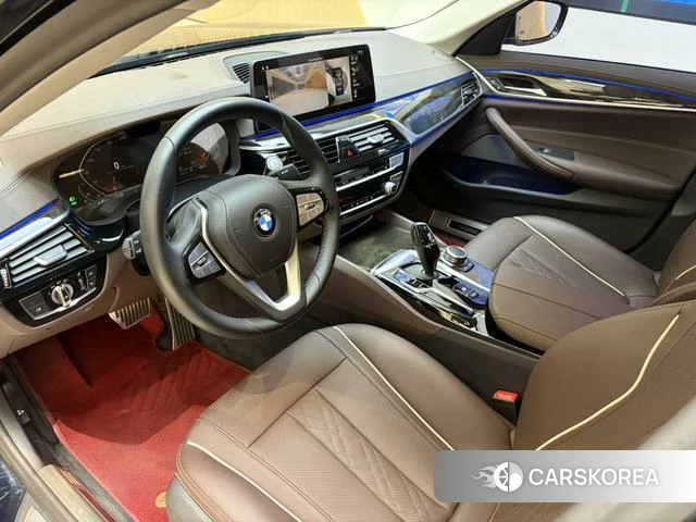 BMW 5 series 2022 Черный из Китая