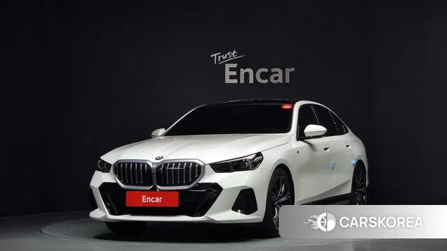 BMW 5 Series (G60) 2023 Белый из Кореи