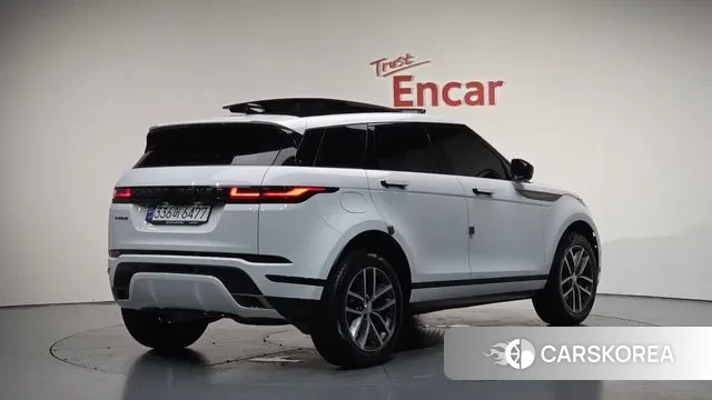 Land Rover Range Rover Evoque 2nd Generation 2024 Белый из Кореи