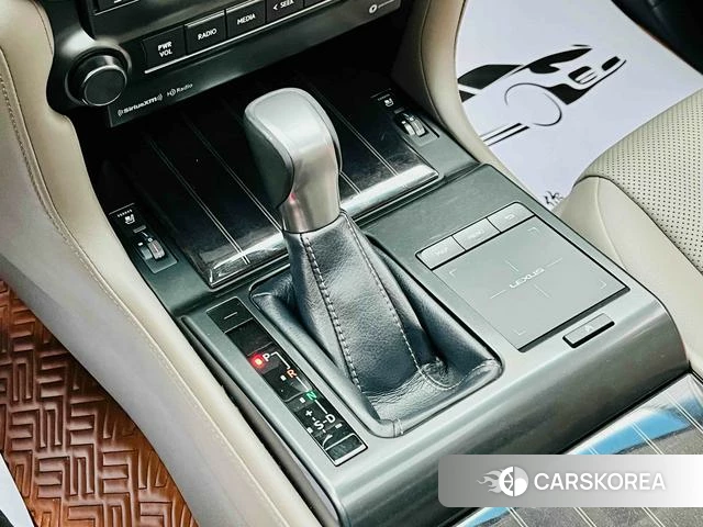 Lexus GX 2023 Шампань из Китая