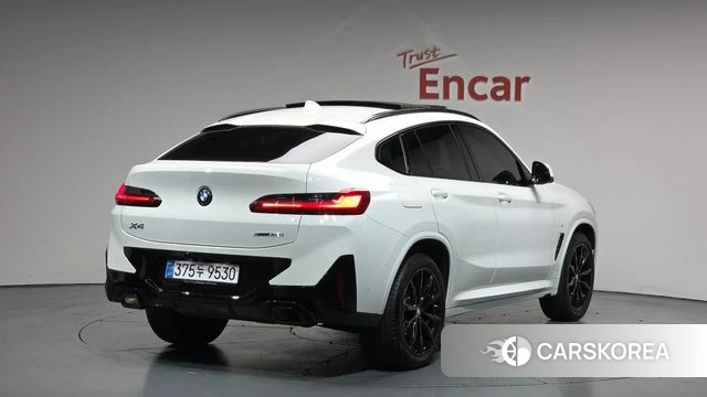 BMW X4 (G02) 2025 Белый из Кореи