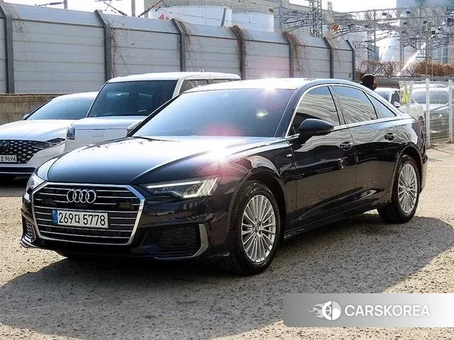 Audi A6 (C8) 2020 Синий из Кореи
