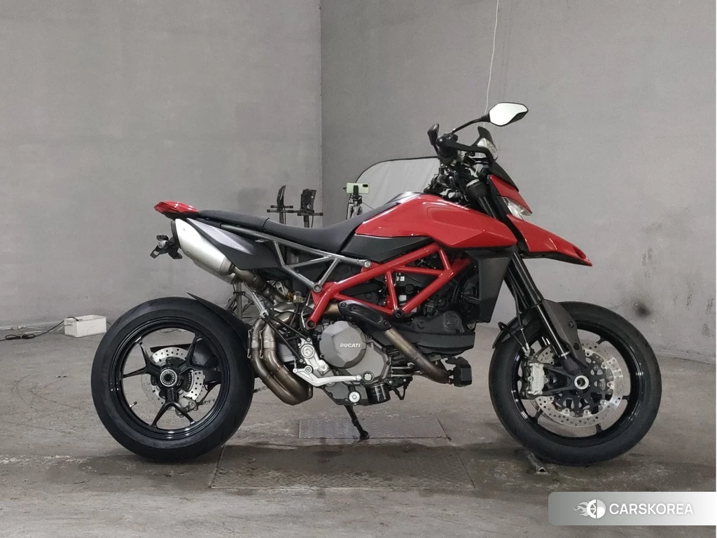 Проданный Ducati HYPERMOTARD 950 2019 из Японии, фото 2