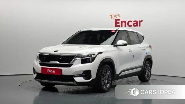 Kia Seltos 2021 Белый из Кореи