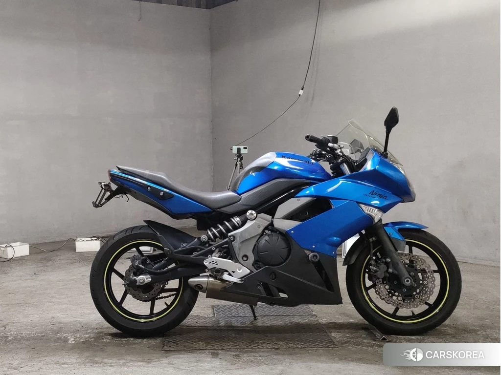 Проданный Kawasaki NINJA 400R 2013 из Японии, фото 2