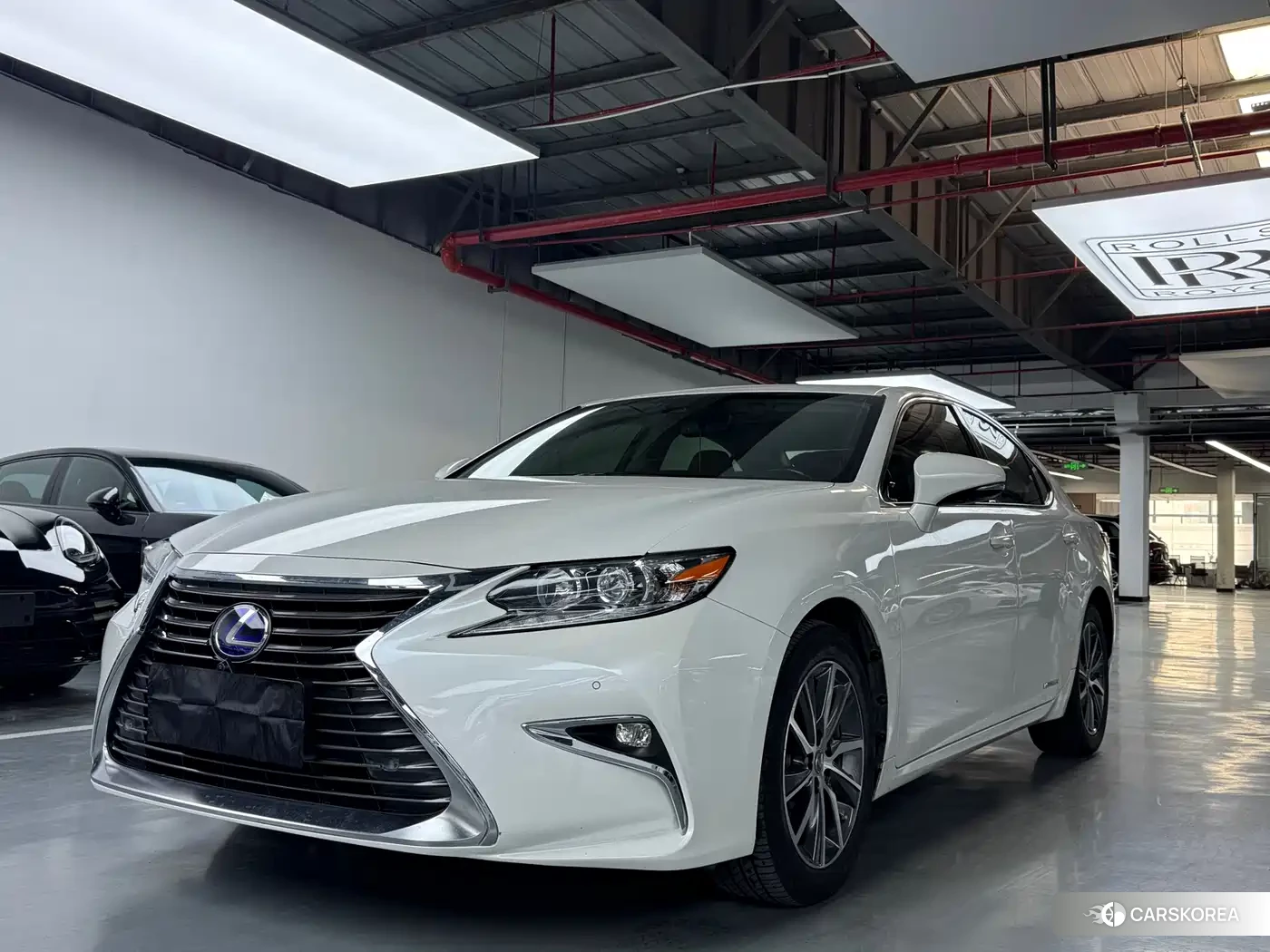 Lexus ES 2018 Белый из Китая