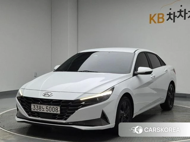 Hyundai Avante Hybrid (CN7) 2021 Белый из Кореи