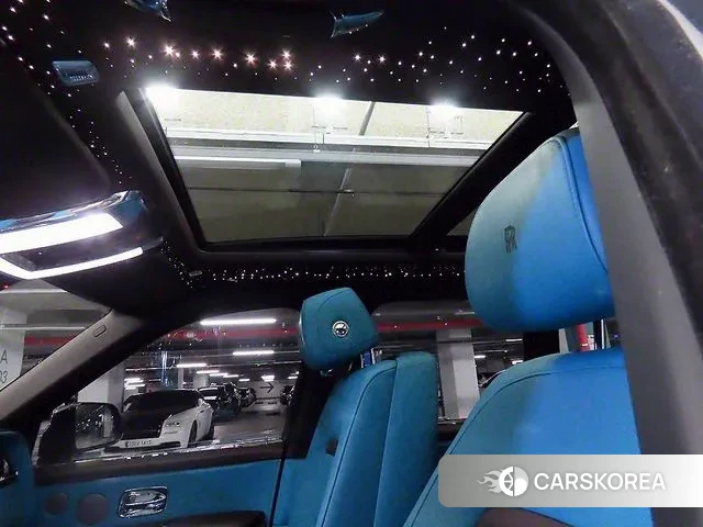 Rolls-Royce Cullinan 2019 Черный двухцветный из Кореи