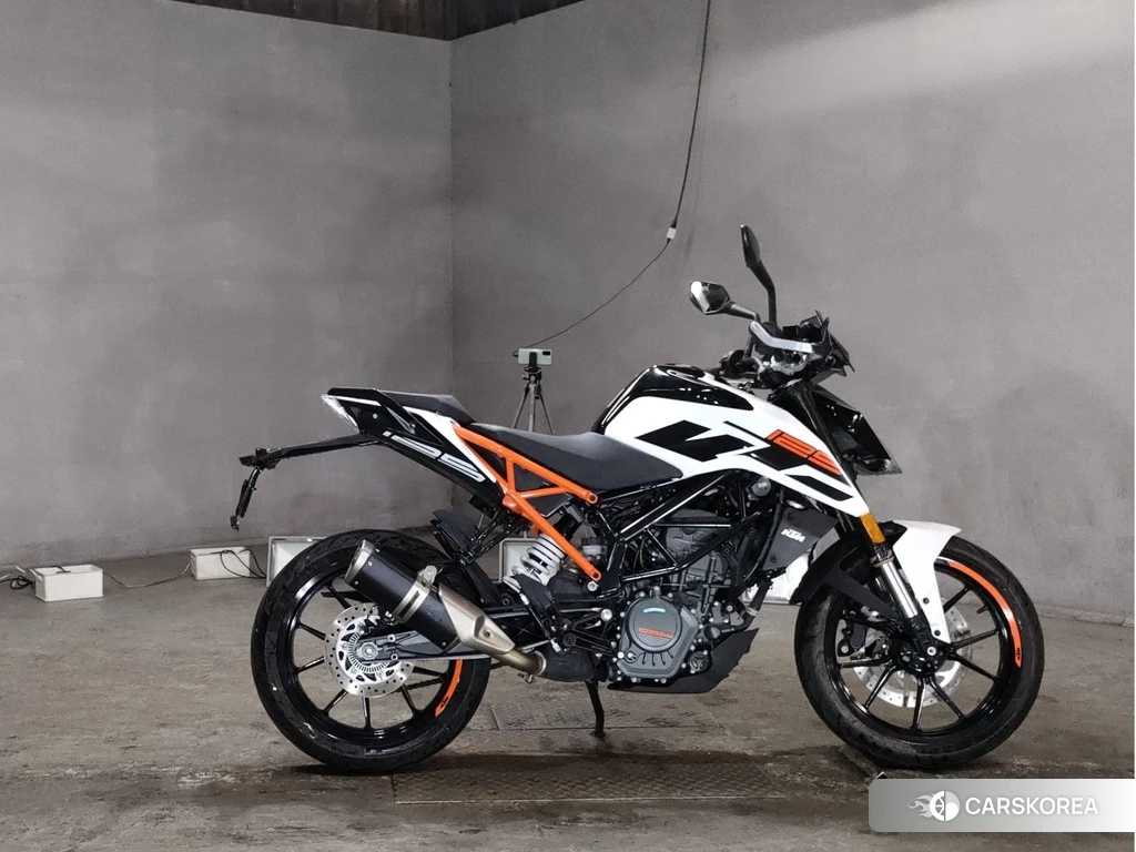 Проданный KTM 125 DUKE 2018 из Японии, фото 2