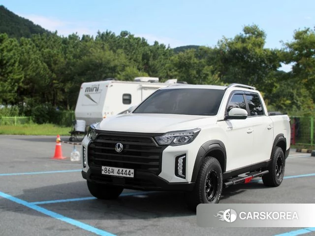 Ssangyong Rexton Sports 2020 Белый из Кореи