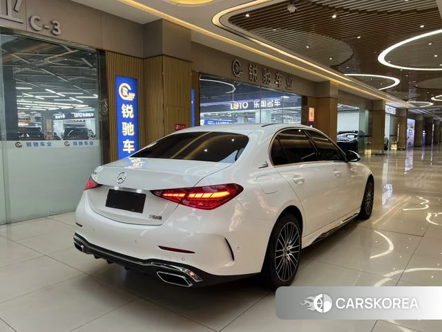 Mercedes-Benz Class C 2023 Белый из Китая