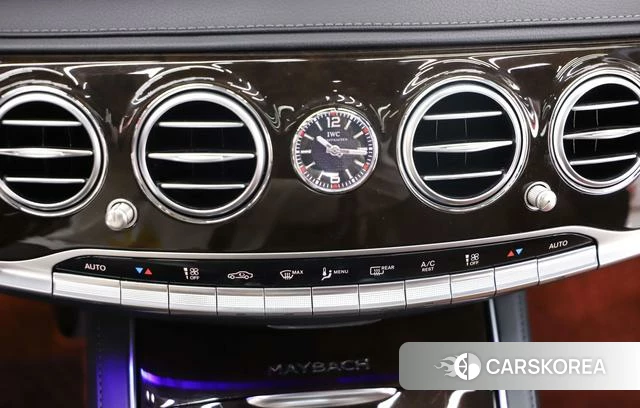 Mercedes-Benz Maybach S-class 2021 Черный из Китая