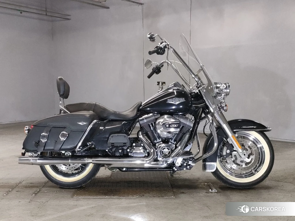 Проданный Harley-Davidson Road King classic FLHRC1690 2014 из Японии, фото 2