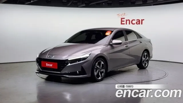 Hyundai Avante (CN7) 2021 Серебристо-серый из Кореи