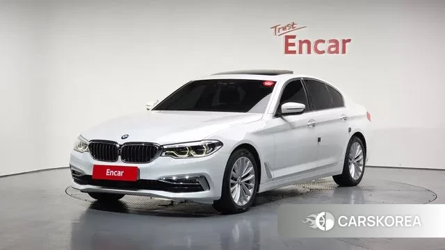 BMW 5 Series (G30) 2018 Белый из Кореи