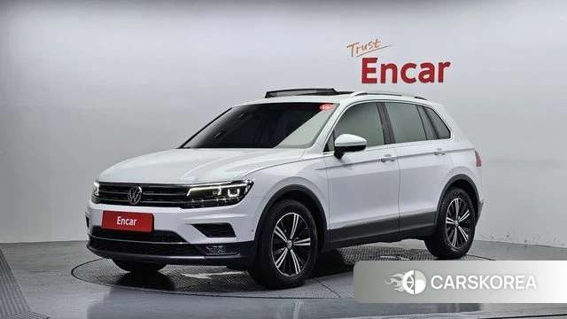 Volkswagen Tiguan second Generation 2019 Белый из Кореи