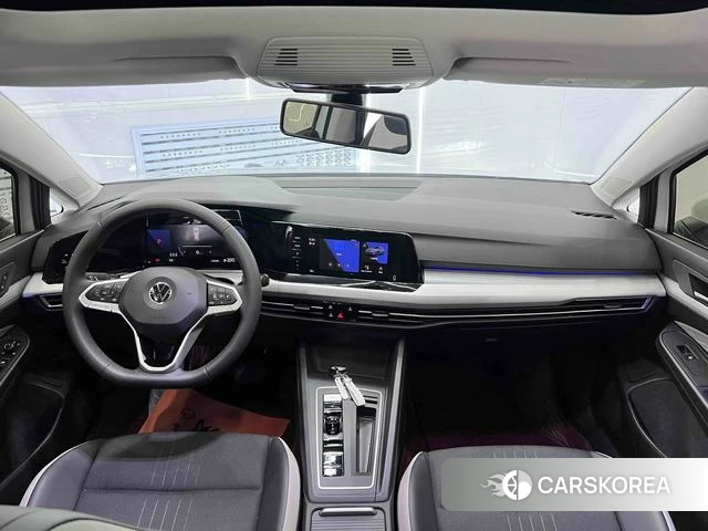 Volkswagen Golf 2023 Белый из Китая