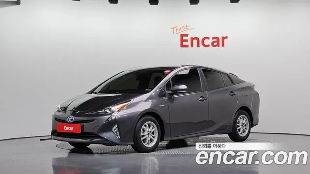 Toyota Prius 4th Generation 2018 Серый из Кореи