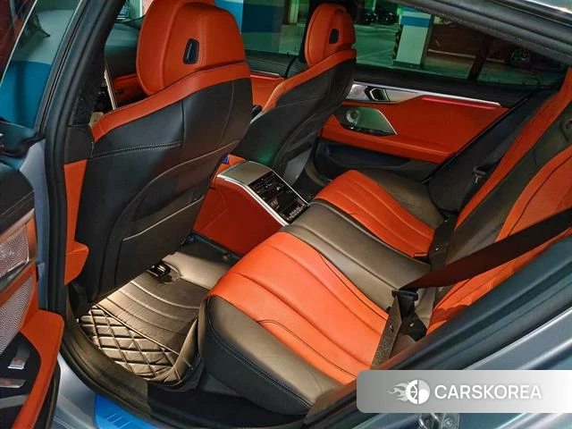 BMW 8 series 2023 Серебристо-серый из Китая