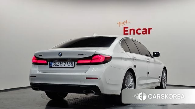 BMW 5 Series (G30) 2022 Белый из Кореи