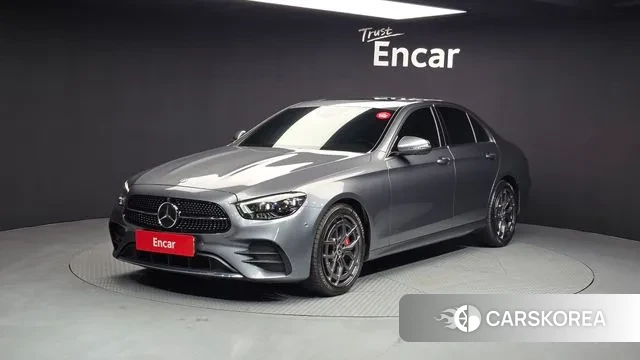 Mercedes-Benz E-Class W213 2021 Серый из Кореи