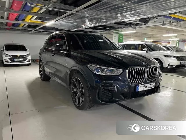 BMW X5 (G05) 2023 Черный из Кореи